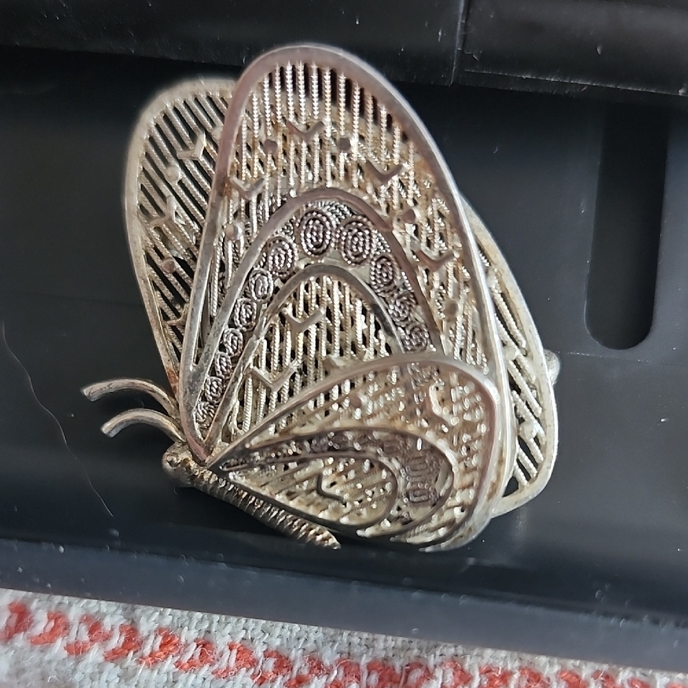 Elegant Silver Filigree Butterfly Brooch